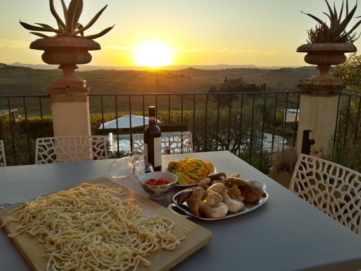 Villa La Valiana - Full Estate In Montepulciano - Heated Pool Valiano Luaran gambar