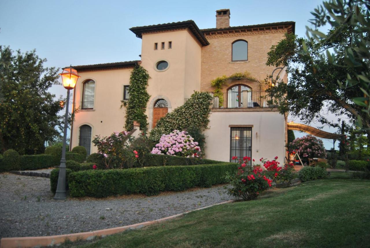 Villa La Valiana - Full Estate In Montepulciano - Heated Pool Valiano Luaran gambar